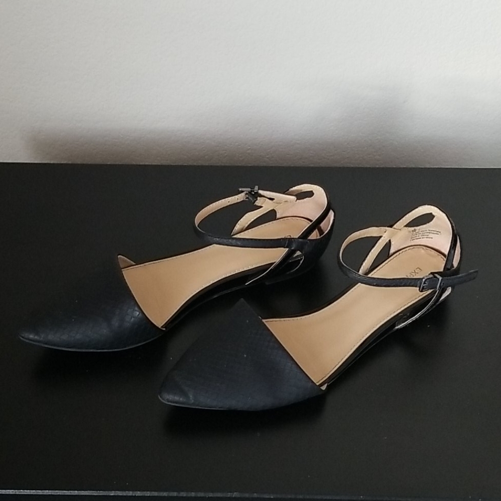 EXPRESS flats